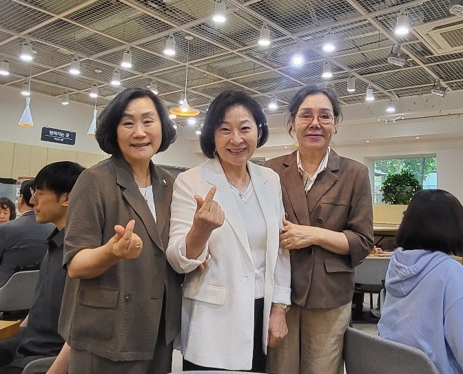 소망교회  후원 사랑의 나눔상자를 드립니다